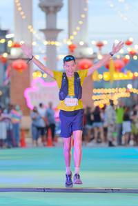 BIB: 5437
                            <button type="button" onclick="openModal(21767285)" class="btn btn-primary btn-sm float-right btn-popup" data-toggle="modal" data-target=".modal-high-quality">
                        <i class="fas fa-shopping-cart"></i> Add to Cart
                    </button>
                                            <button type="button" onclick="isThisMe(21767285, true)" class="btn btn-success btn-sm float-right btn-popup btn-isme hidden" data-toggle="tooltip" data-placement="bottom" title="นี่คือรูปของคุณใช่ไหม คลิกที่นี่เพื่อเอาเข้าอัลบั้ม">
                        <i class="fas fa-plus"></i> Add to album
                    </button>
                    <button type="button" onclick="isThisMe(21767285, false)" class="btn btn-warning btn-sm float-right btn-popup btn-isnotme hidden">
                        <i class="fas fa-ban"></i> Remove from album
                    </button>